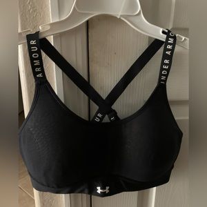 Under Armor CrossBack Black Sports Bra M